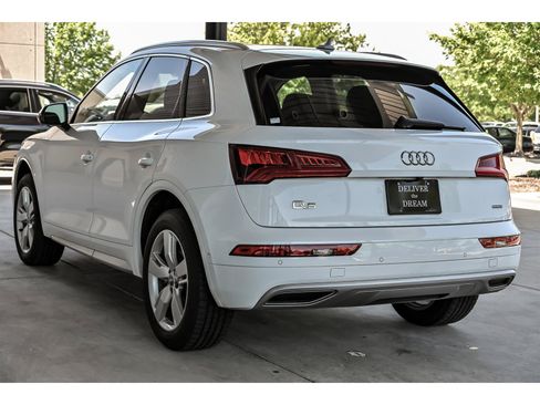 Used 2019 Audi Q5 Prestige w/ Prestige Package AWD/4WD image 6