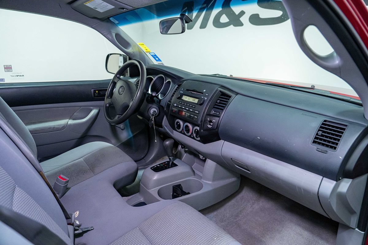 Used 2006 Toyota Tacoma 2WD Regular Cab image 9