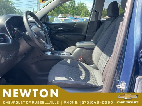 Used 2024 Chevrolet Equinox LT FWD image 4