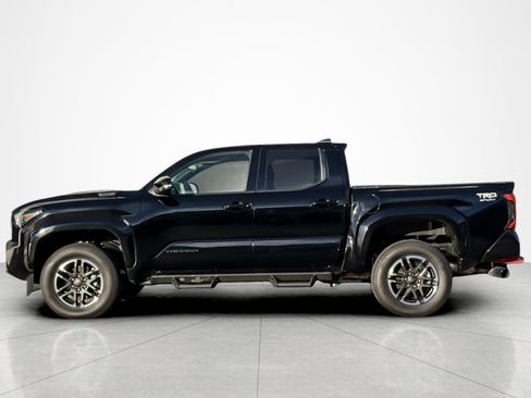 Certified 2025 Toyota Tacoma TRD Sport image 2