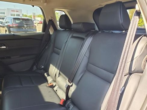 New 2026 Nissan Rogue Platinum w/ Platinum Premium Package image 13