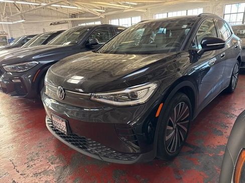 Certified 2024 Volkswagen ID.4 S image 3