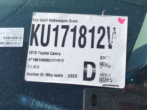 Used 2019 Toyota Camry XSE image 34