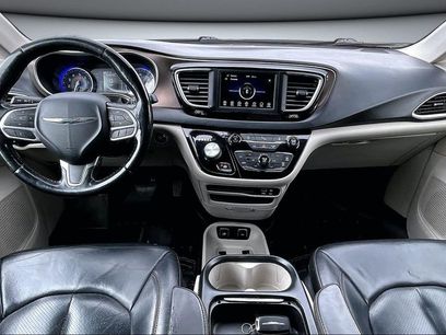 Used 2019 Chrysler Pacifica Touring-L