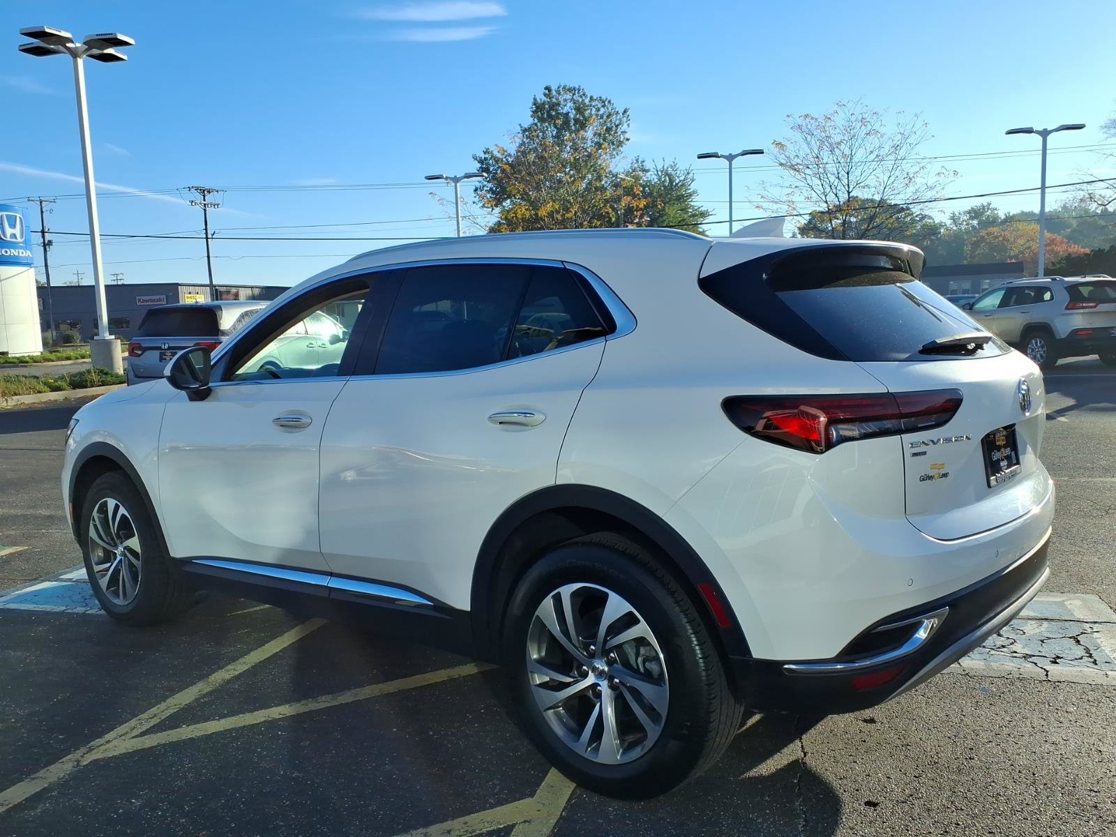 Used 2023 Buick Envision Essence AWD/4WD image 9
