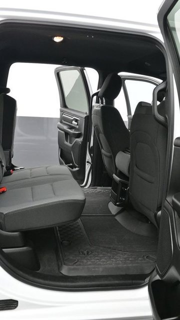 Used 2023 RAM 1500 Big Horn AWD/4WD image 12