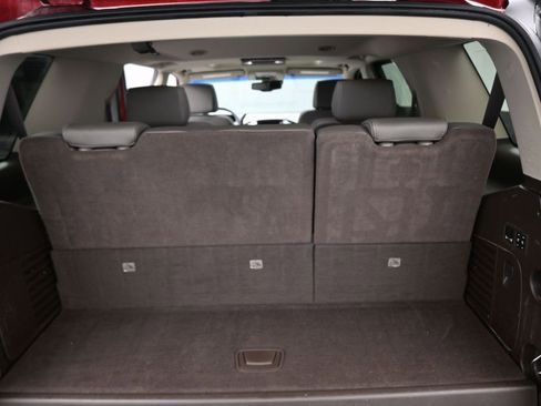 Used 2018 GMC Yukon Denali w/ Open Road Package image 16