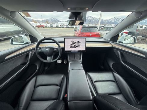 Used 2023 Tesla Model Y Long Range image 14
