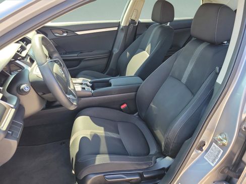 Used 2017 Honda Civic EX image 8