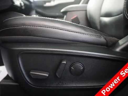 Used 2022 Ford Escape SEL w/ Technology Package image 8