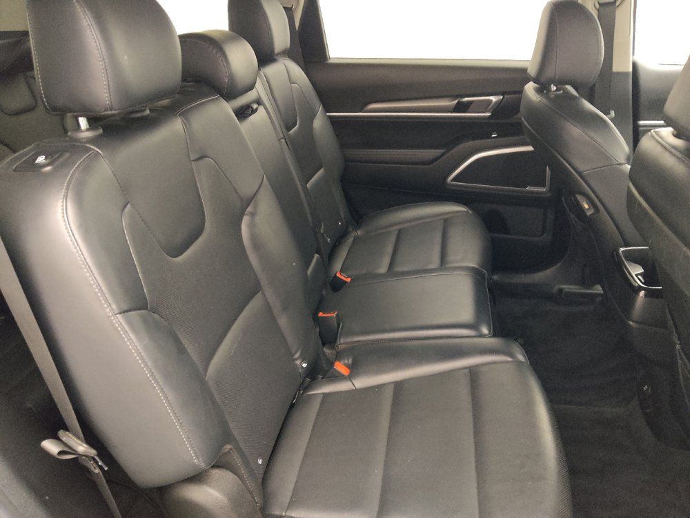 Used 2020 Kia Telluride LX AWD/4WD image 19