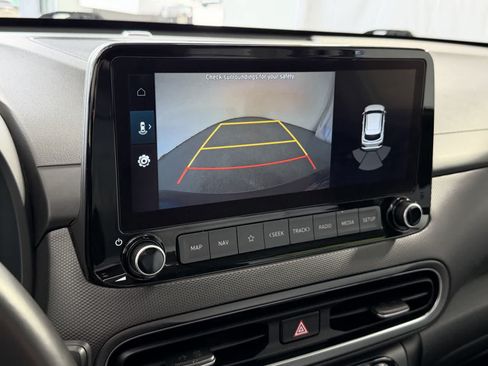 Used 2022 Hyundai Kona Limited w/ Cargo Package AWD/4WD image 22