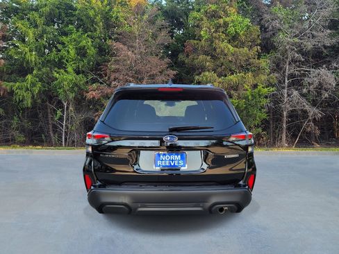 New 2026 Subaru Forester Touring AWD/4WD image 17