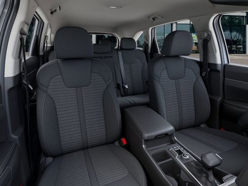 Used 2026 Kia Sorento LX image 16