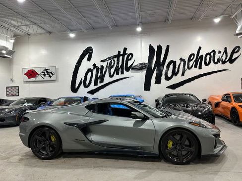 Used 2024 Chevrolet Corvette Z06 image 9