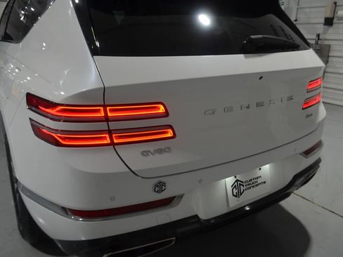 Used 2024 Genesis GV80 2.5T image 9