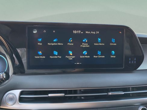 Used 2024 Hyundai Palisade SEL w/ Premium Package FWD image 25
