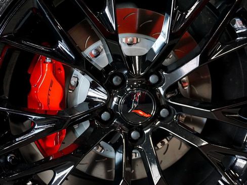 Used 2019 Chevrolet Corvette Z06 RWD image 71