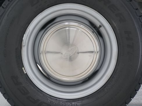 Used 2002 Ford E-350 and Econoline 350 XL image 17