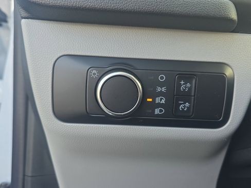 Used 2025 Ford Escape Active w/ Tech Pack #1 image 18