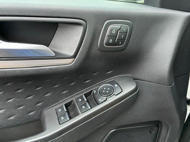 Used 2020 Ford Escape SEL FWD image 27