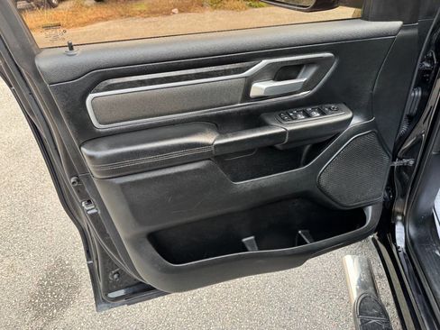 Used 2019 RAM 1500 Big Horn image 41