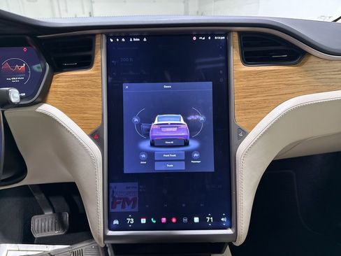Used 2019 Tesla Model X Long Range image 18