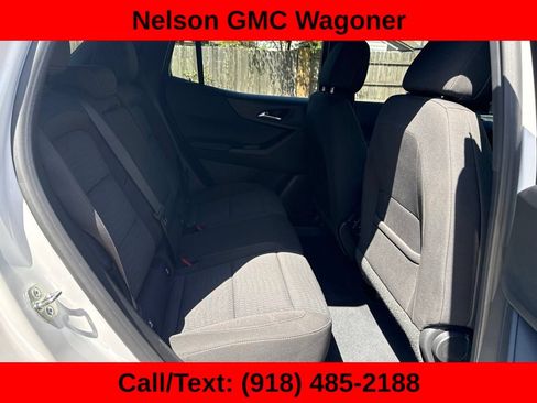Used 2026 Chevrolet Equinox LT FWD image 19
