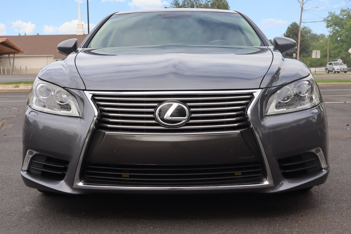 Used 2014 Lexus LS 460 AWD w/ Comfort Package image 13
