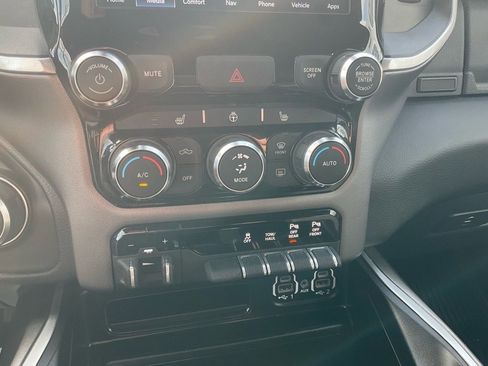 Used 2022 RAM 1500 Big Horn image 10