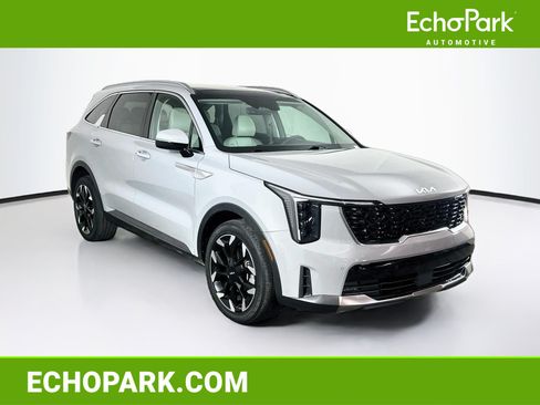 Used 2025 Kia Sorento EX w/ Panoramic Sunroof Package FWD image 1