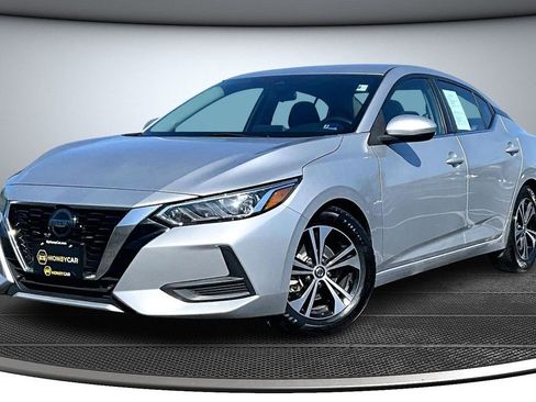 Used 2021 Nissan Sentra SV image 3