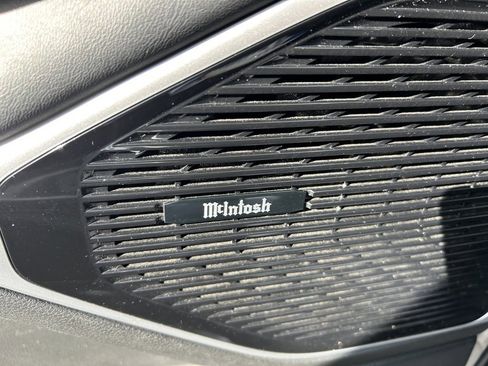 Used 2022 Jeep Wagoneer Series III w/ Premium Group I image 39