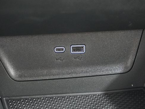 New 2026 Chevrolet Equinox RS w/ Convenience Package III image 33