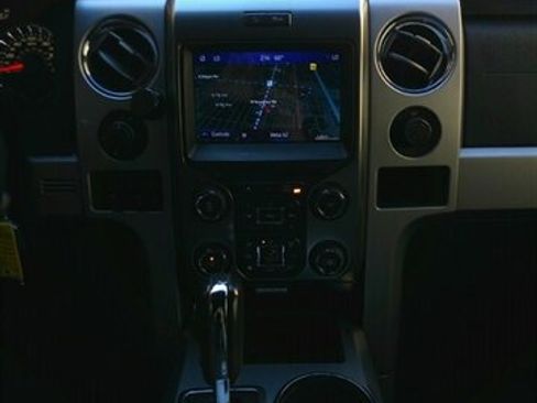 Used 2014 Ford F150 FX4 w/ Equipment Group 402A Luxury image 38