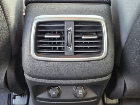Used 2020 Kia Sorento S AWD/4WD image 28