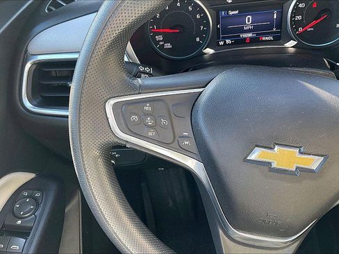 Used 2020 Chevrolet Equinox LT w/ LPO, Floor Liner Package image 11