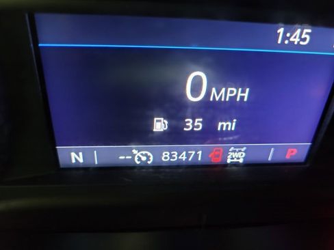 Used 2019 Chevrolet Silverado 1500 LT Trail Boss image 3