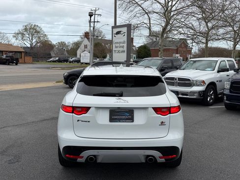 Used 2019 Jaguar F-PACE S AWD/4WD image 14