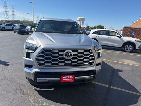 Used 2023 Toyota Sequoia Capstone AWD/4WD image 7