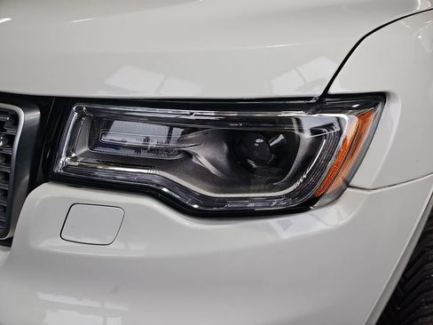 Used 2019 Jeep Grand Cherokee Summit w/ Platinum Series Group image 32