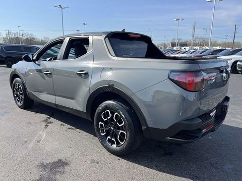 Used 2023 Hyundai Santa Cruz SE AWD/4WD image 5