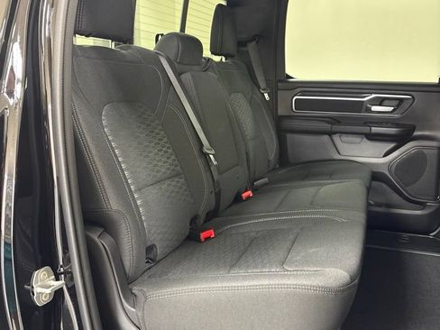 New 2026 RAM 1500 4x4 Crew Cab image 29