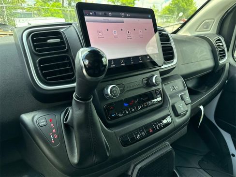 New 2024 RAM ProMaster 2500 w/ Quick Order Package 22H SLT+ image 23