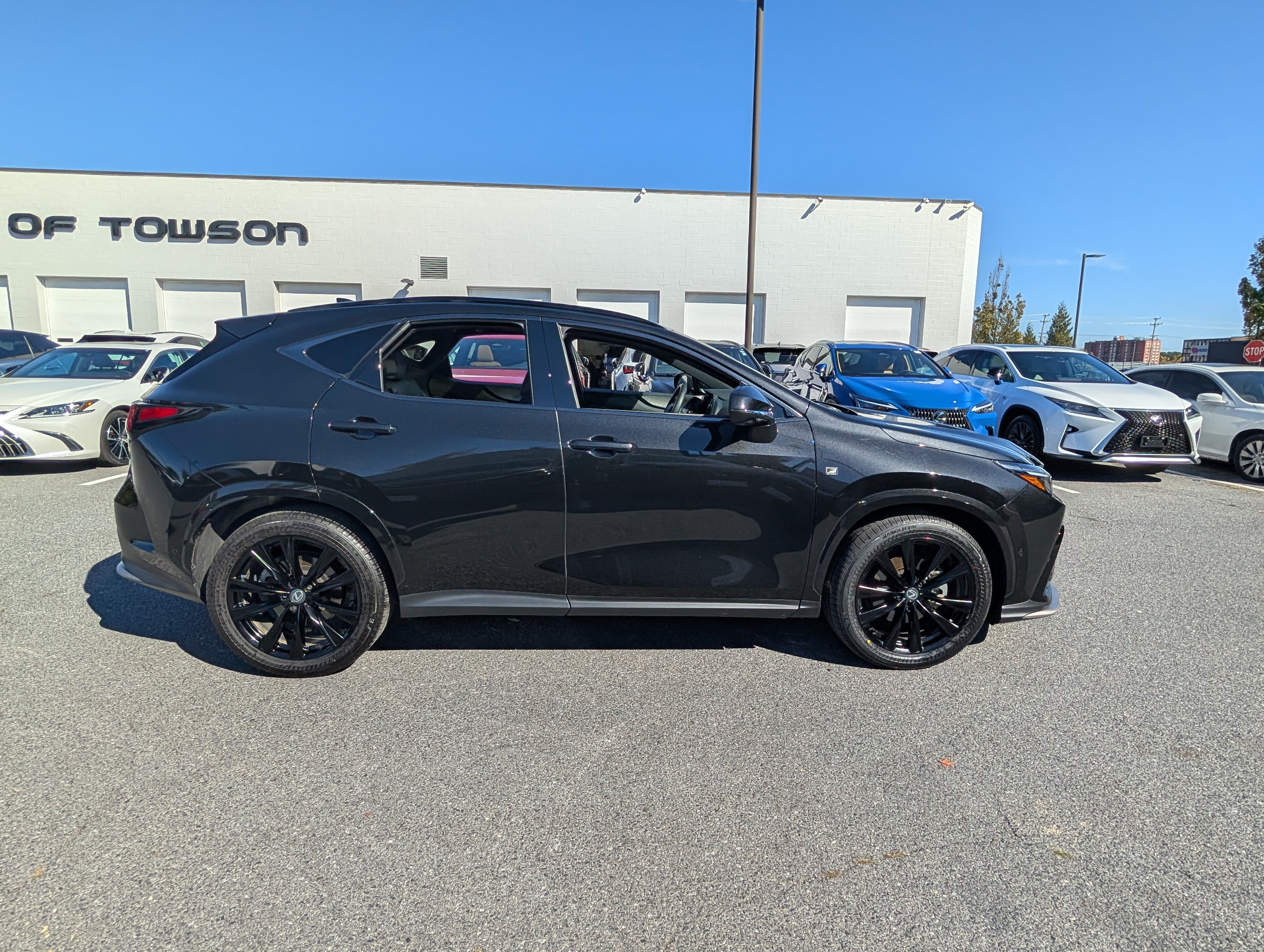 Used 2026 Lexus NX 350 F Sport AWD/4WD image 2