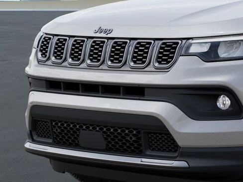 New 2026 Jeep Compass Latitude AWD/4WD image 11