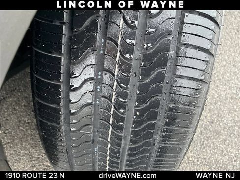 Used 2023 Lincoln Nautilus Reserve AWD/4WD image 27