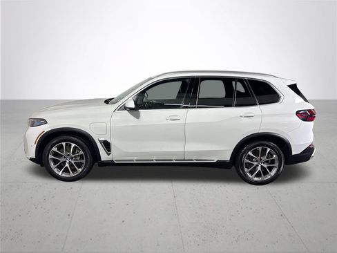 Used 2025 BMW X5 xDrive50e AWD/4WD image 9
