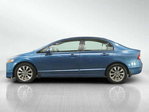 Used 2010 Honda Civic EX-L image 2