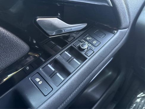 Used 2020 Land Rover Range Rover Evoque SE AWD/4WD image 30